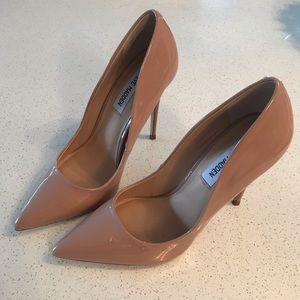 Steven Madden pumps